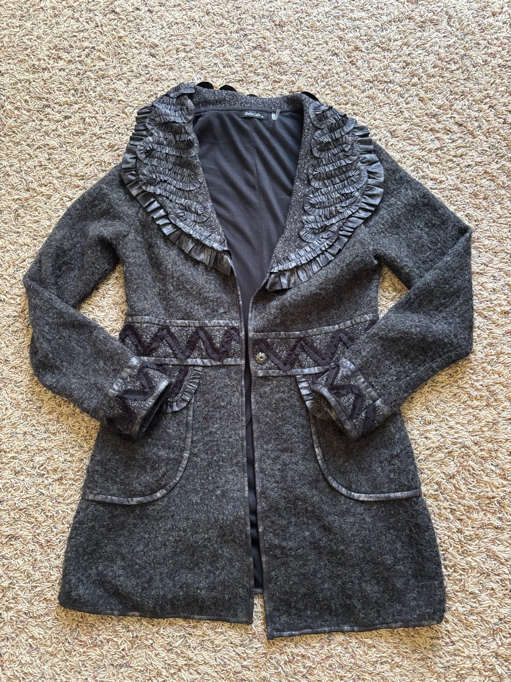 Dolce Cabo Black and Charcoal Textured Trim Jacket Womens Large Vintage Wool